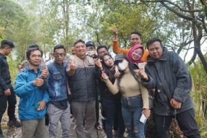 Pantau TWA Talaga Bodas, Bupati Garut Ajak Wisatawan Nikmati Keindahan Danau Putih dan Khasiat Air Belerang