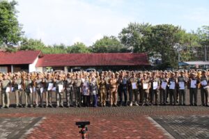 Lepas PNS Purnabakti, Sekda Garut Ingatkan ASN Maksimalkan Pelayanan Sebelum Pensiun