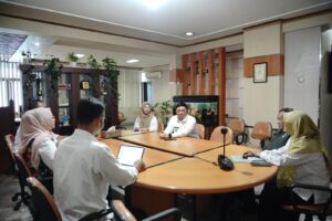 Bahas Pembangunan Pelabuhan Cilautereun, Bupati Garut Temui DKP Provinsi Jawa Barat