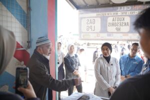 Tindak Lanjuti Keluhan Warga di Media Sosial, Wabup Garut Kunjungi Pasar Andir Terkait Stok Gas