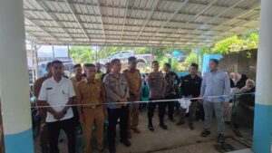 Launching Program Makan Bergizi Gratis di Dapur SPPG Karangsari Pakenjeng Garut Diresmikan dengan Gunting Pita
