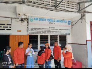 Bang Yd Bayar Uang Sekolah Erika Mendrofa di SMA Swasta Pemda 2 Gunungsitoli.