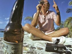 Aliran Jurnalisme Gonzo: Pemberontakan Gila ala Hunter S. Thompson yang Mengguncang Dunia Media