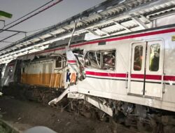 KRL Ditabrak Kereta Jarak Jauh di Bekasi, Sejumlah Penumpang Terluka