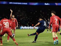 Liverpool Terpuruk: Dipermalukan PSG, Krisis Taktik hingga Protes Suporter Menggema