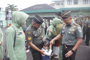 Dandim 0612/Tsm Pimpin Upacara Kenaikan Pangkat 37 Prajurit