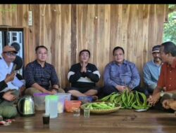 Kadis Pertanian Garut Serahkan Bantuan Pompa Air untuk Petani Cibalong