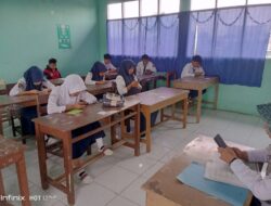 Ujian Akhir Semester MTs Rihlatul Ummah Kota Cilegon Berjalan Dengan Tertib dan Kondusif