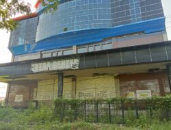 Mall Warujayeng “Extra Center” Tinggal Kenangan