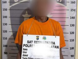 Seorang Lelaki Di Ciduk Sat Res Narkoba  Polres Nias Selatan, Hendak transaksi Narkoba Di pinggir jalan.