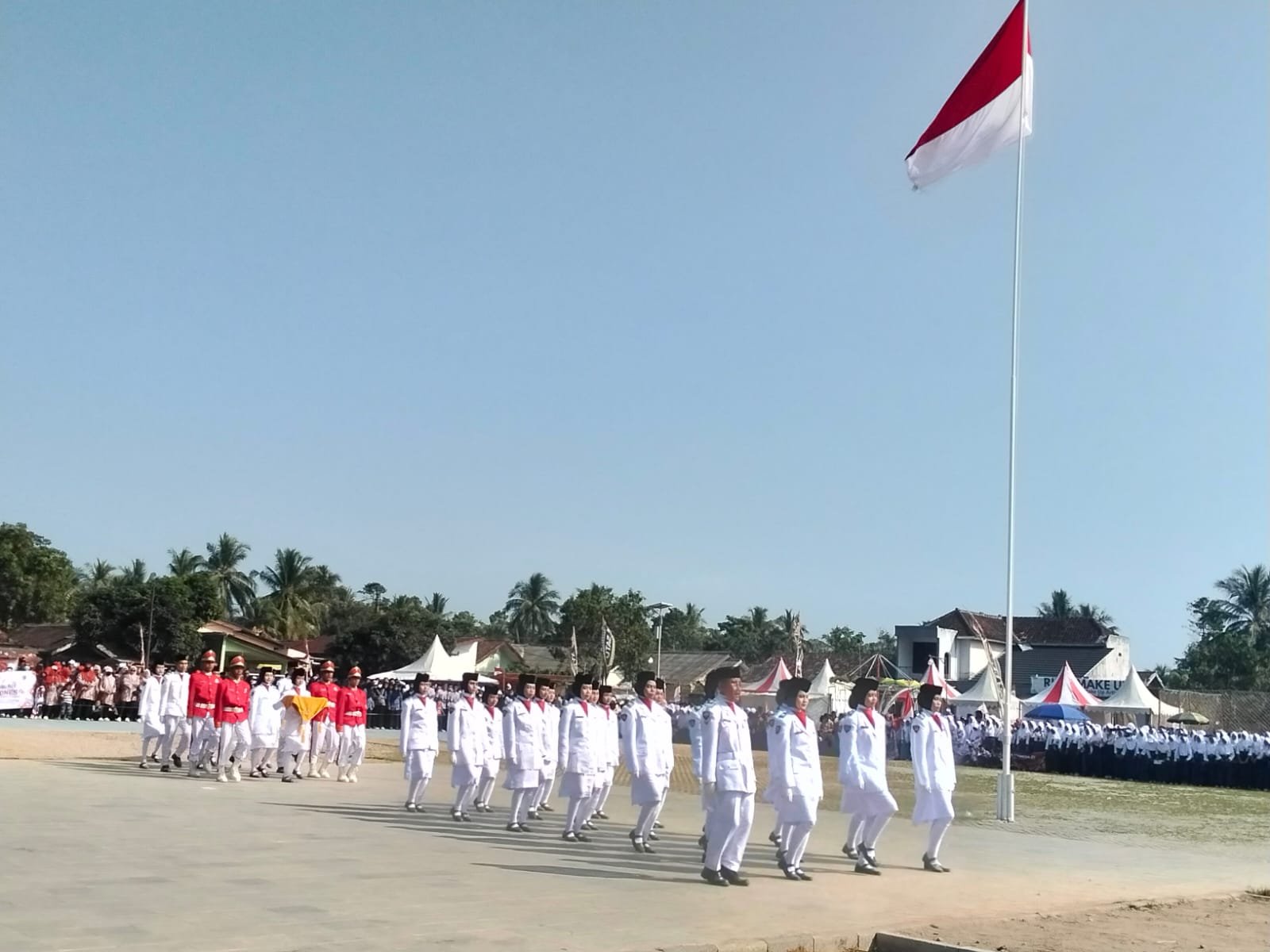 Semangat Persatuan,Warnai Peringatan HUT ke-81 RI di Alun-Alun Kec.Pagelaran