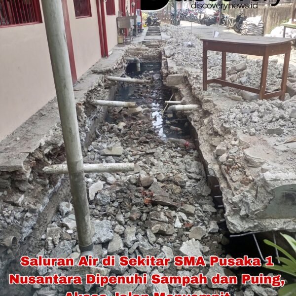 Saluran Air di Sekitar SMA Pusaka 1 Nusantara Dipenuhi Sampah dan Puing, Akses Jalan Menyempit